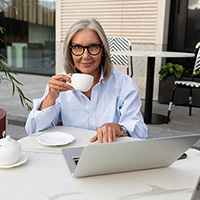 Gaby S. genie&szlig;t Ihren Kaffee